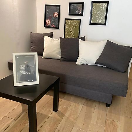 Bari Landlord 31- Old Town Apartment エクステリア 写真