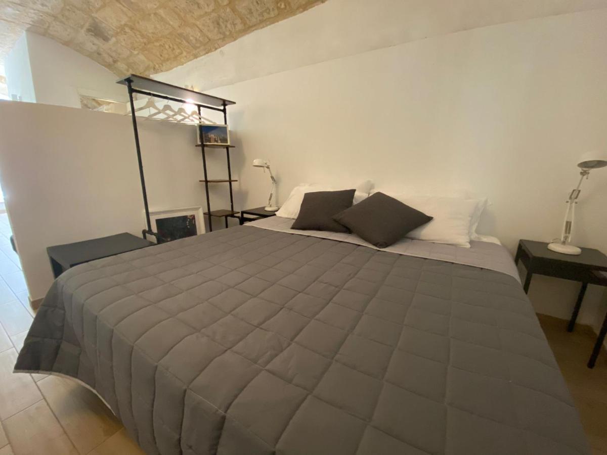 Bari Landlord 31- Old Town Apartment エクステリア 写真